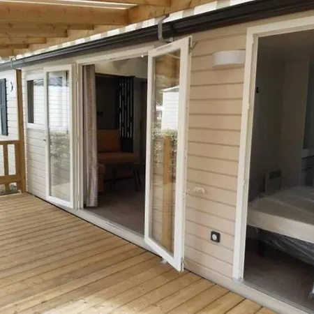 Cosy Et Chaleureux, 2 Ch, 2 Sdb Pour Votre Confort, Super Equipe *