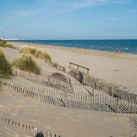 مكان تخييم Cosy Et Chaleureux, 2 Ch, 2 Sdb Pour Votre Confort, Super Equipe لات